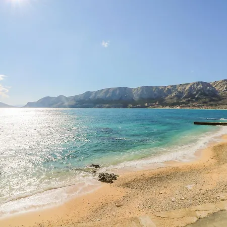 Dom wakacyjny House With A Parking Space Baska, Krk - 24681 Baška